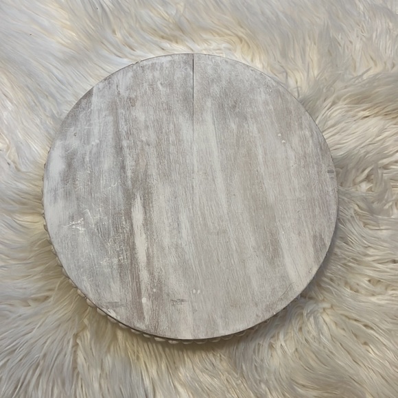 4 Rustic white Wooden stands - Picture 3 of 6